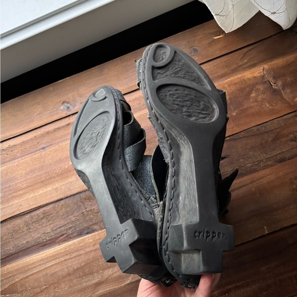 Trippen Zita Gladiator Metallic Leather Strappy Black Wedge Sandal Size 9.5 - Picture 13 of 14